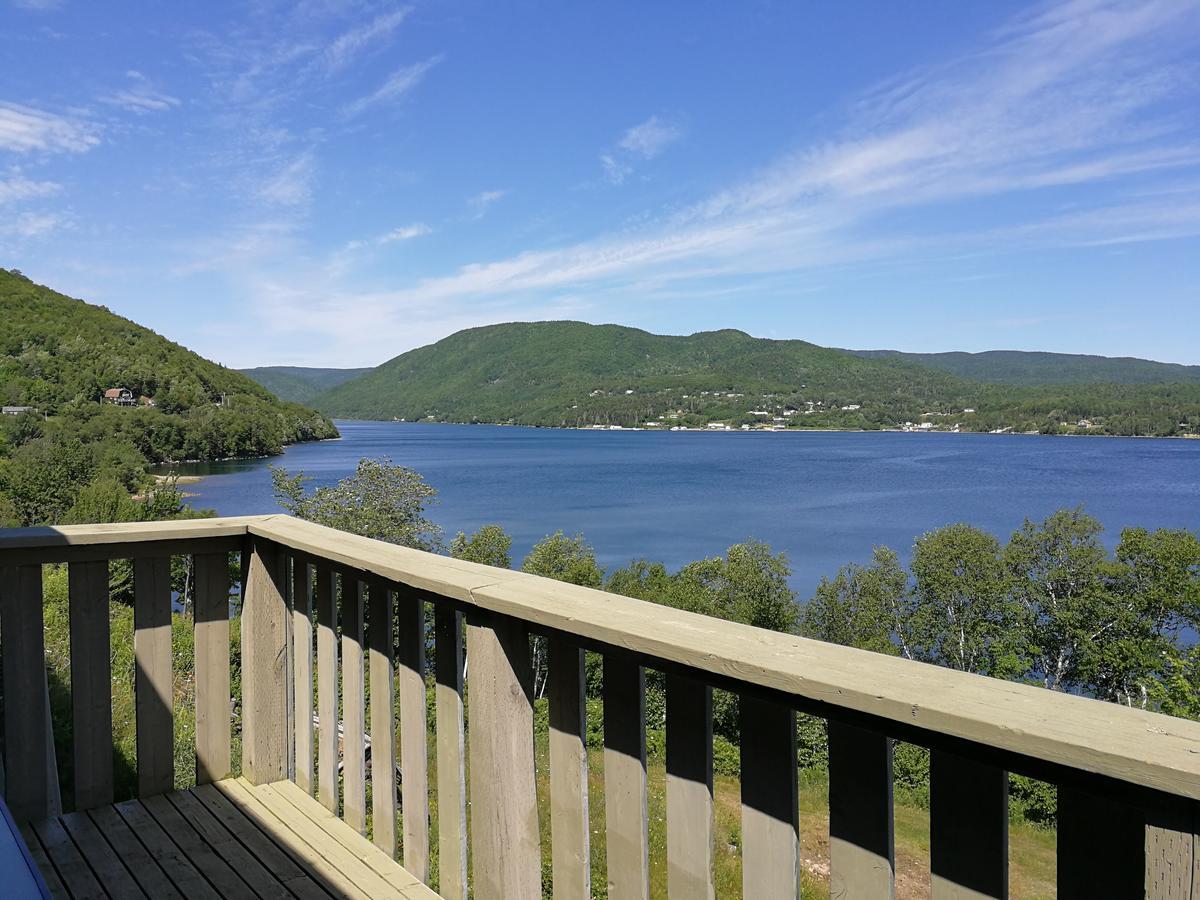 Knotty Pine Cottages, Suites & Motel Rooms 인고니시 외부 사진