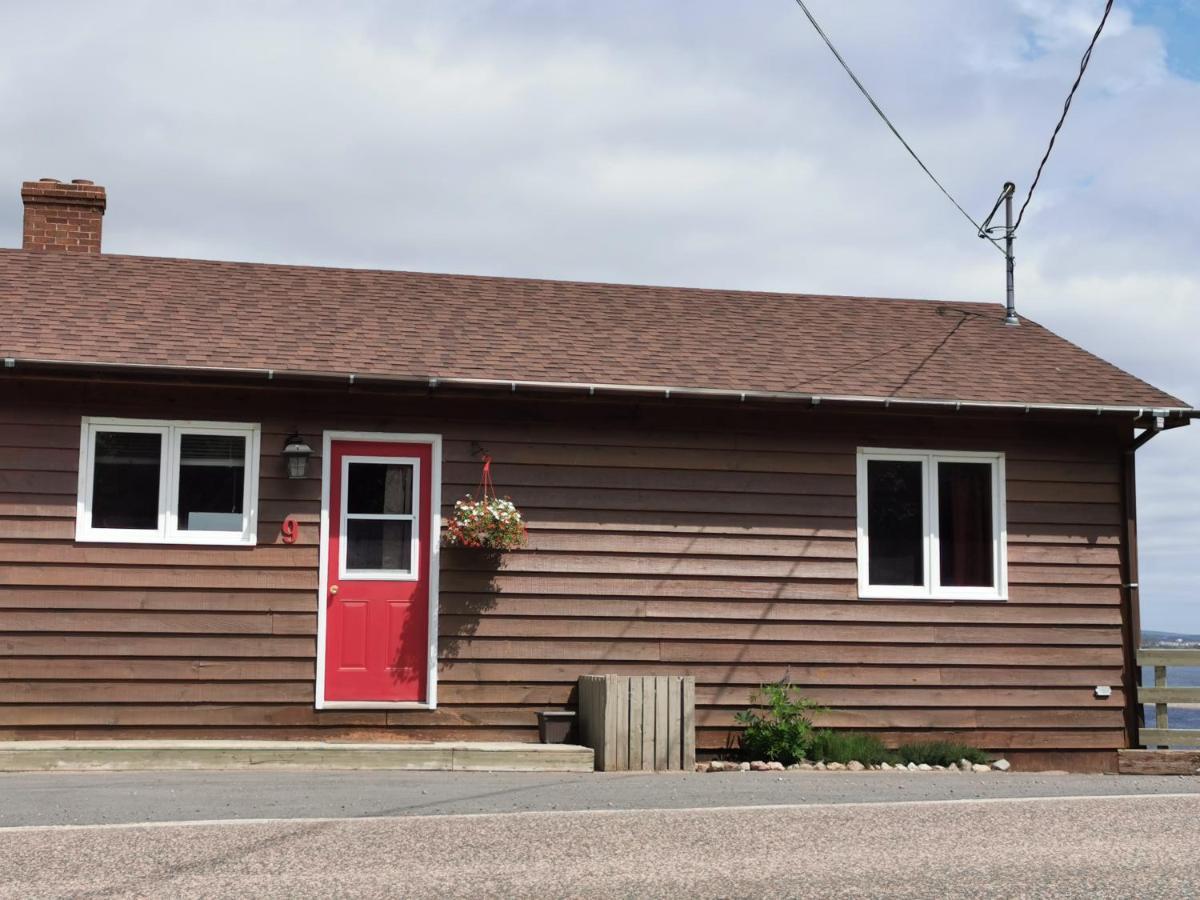 Knotty Pine Cottages, Suites & Motel Rooms 인고니시 외부 사진